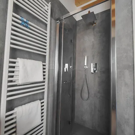 Apartment Parsifal House *